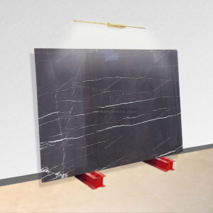 رخام نجف آباد الأسود