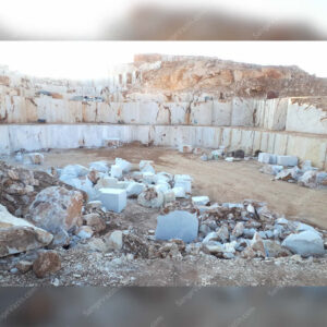 منجم حجر أزنا