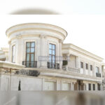 حجر الواجهة ترافرتين عباس آباد الممتاز في المبنى