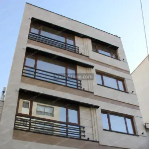 حجر الواجهة