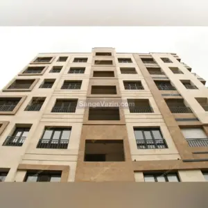 حجر الواجهة