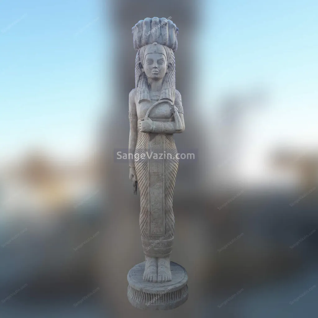 تمثال حجري لامرأة مصرية