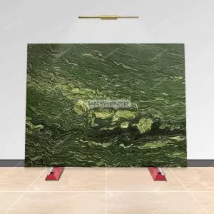 ألواح حجر جرانيت بيرجند الأخضر الجلدي – الصنف المائي
