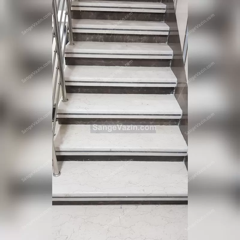 استخدام الحجر في السلالم / الأدراج
