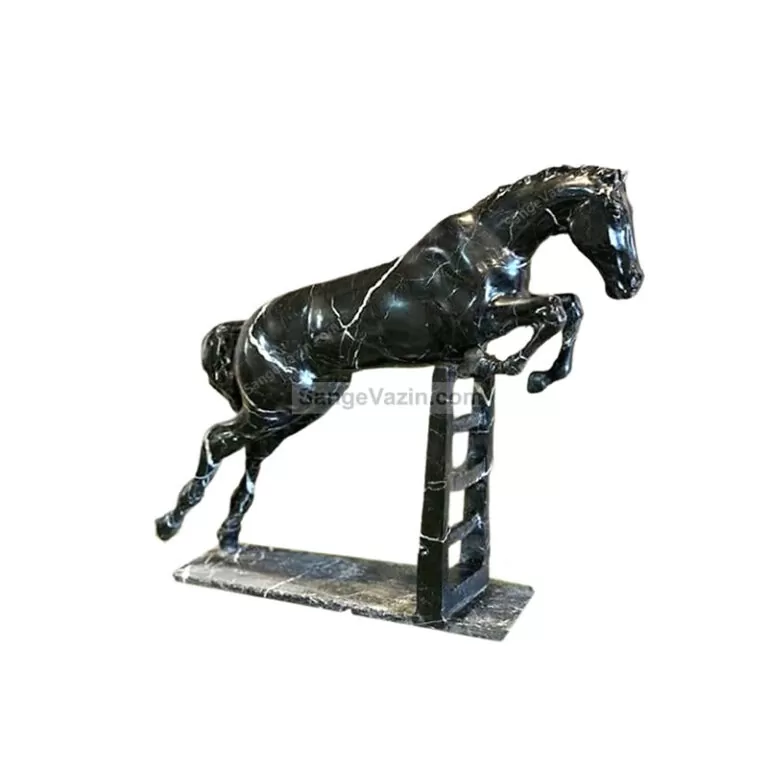 تمثال الحصان القافز