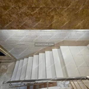 سنگ حاجی آباد شکلاتی به عنوان سنگ دیوار و سنگ هرسین در پله