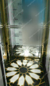 معرق سنگی سفید مشکی در کف آسانسور