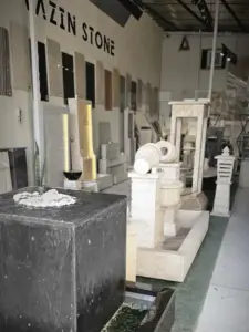 شوروم آبنما در شمال تهران