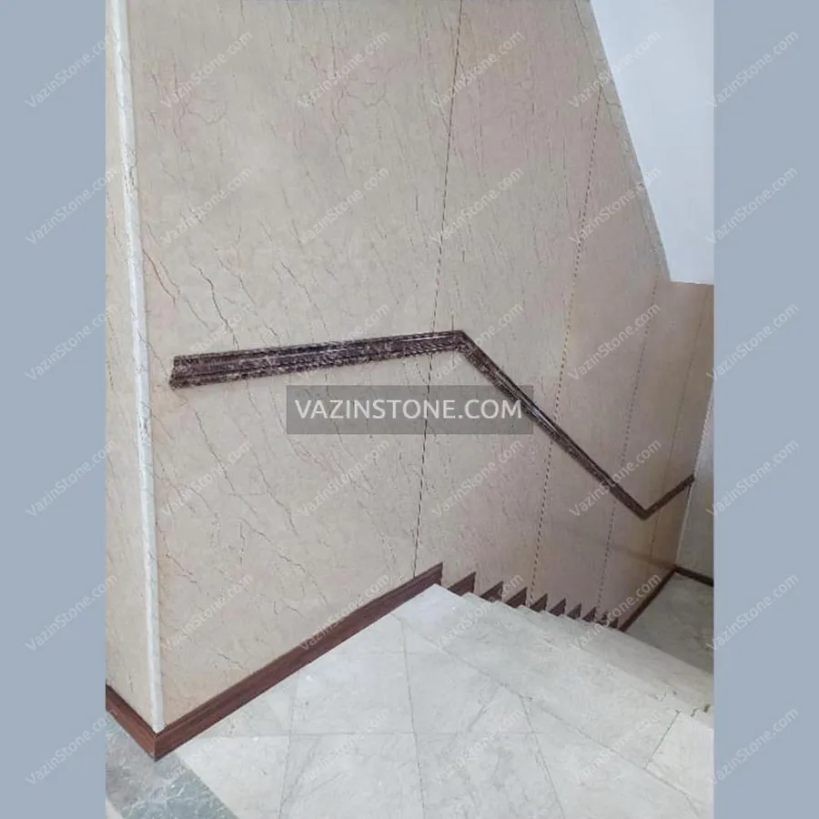 تاپ شیت در دیوار راه پله