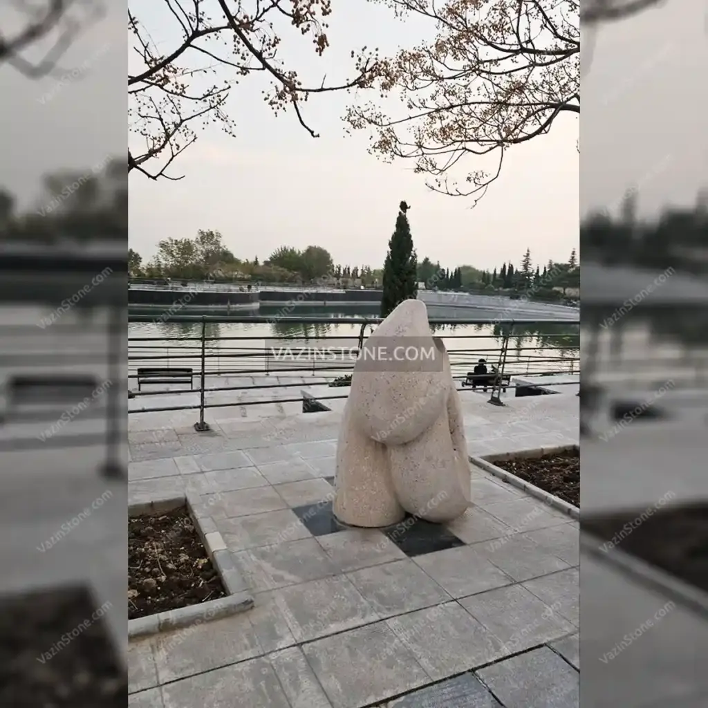 عکس مجسمه سنگی مدرن باغ کتاب