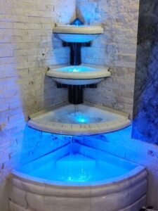 آبنما طبقاتی اجرا در محل سنگی پروژه آقای درفشی