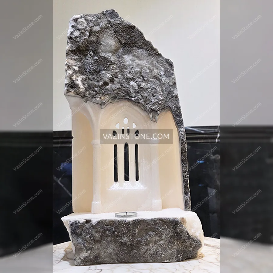 مجسمه سنگی طاق نور
