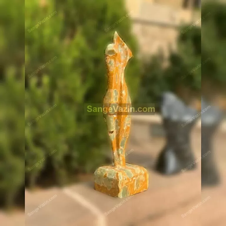 مجسمه سنگی لیدی نارنجی