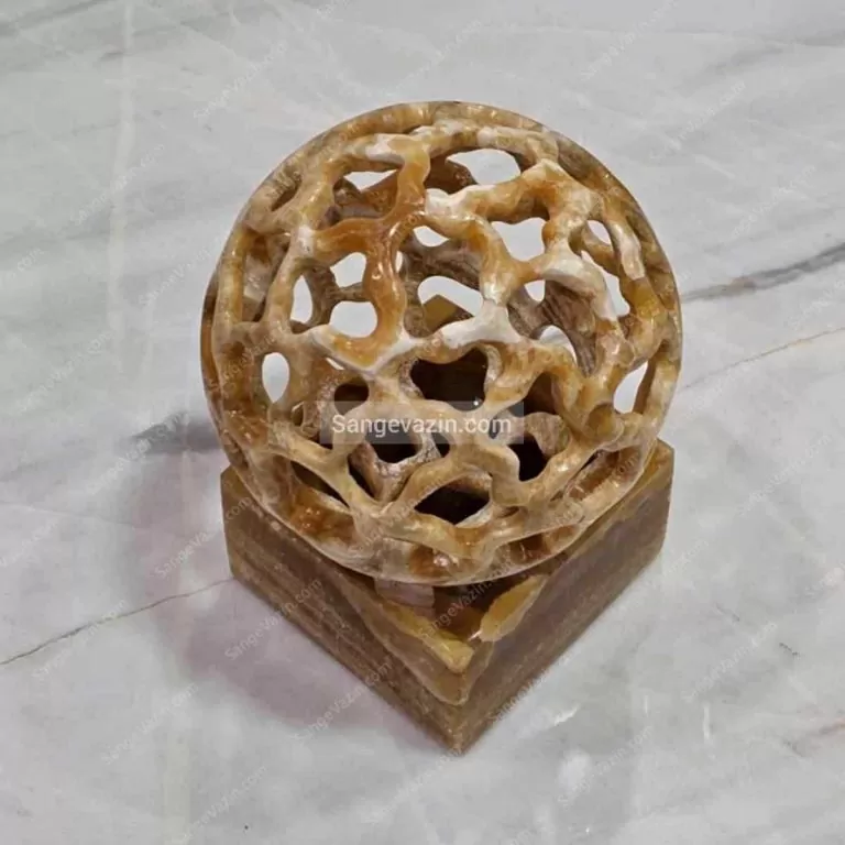 مجسمه سنگی ابرخوشه سپهر