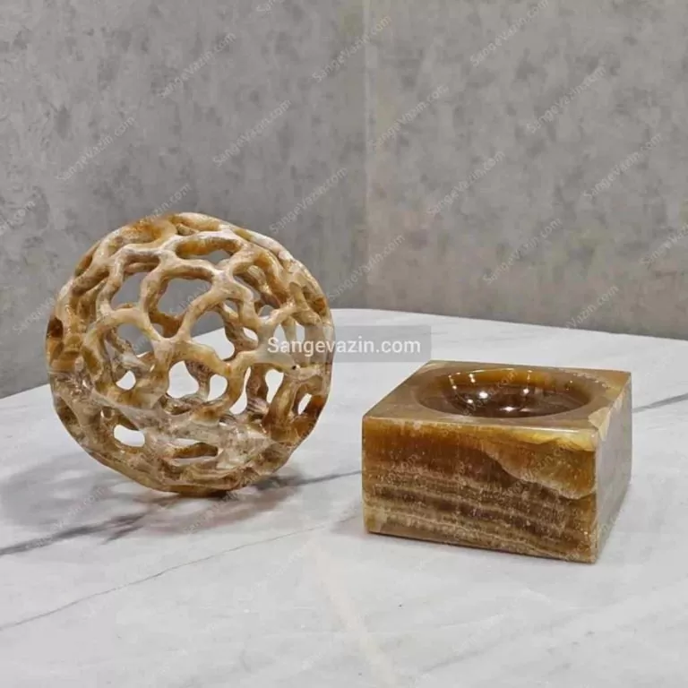 مجسمه سنگی ابرخوشه سپهر