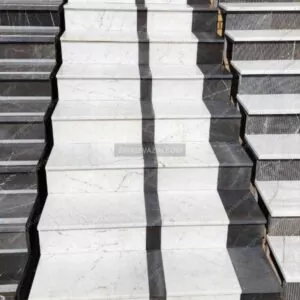 ترکیب سنگ لاشتر و سنگ چینی قروه در طراحی سنگ پله