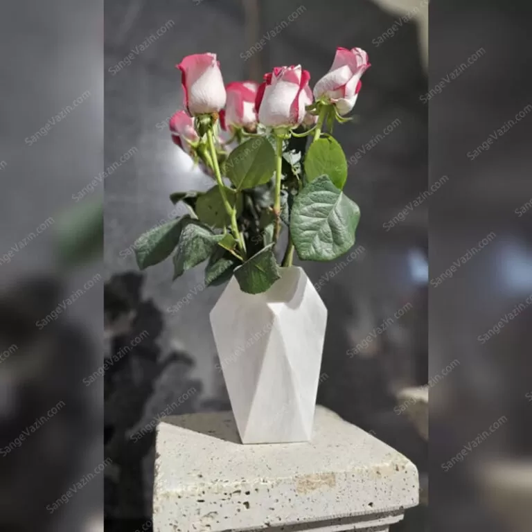 گلدان فانتزی و مدرن مدل هندسی